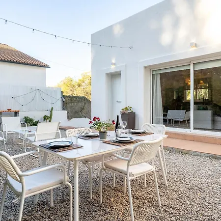 Hauzify I Casa Holiday home *